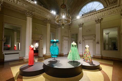 palazzo pitti eventi gucci|Palazzo Pitti’s Costume Museum Returns .